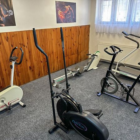 Sport Hotel Gejzirpark Karlovy Vary Ngoại thất bức ảnh